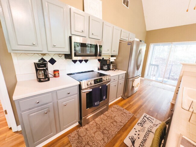 Photo - Pine Drive Lake House