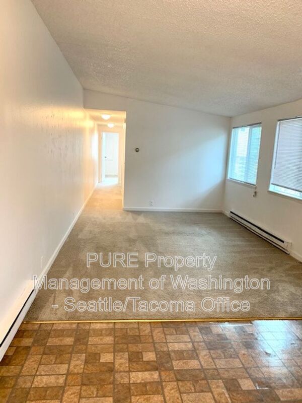 Photo - 907 SW Holden St Unit #4