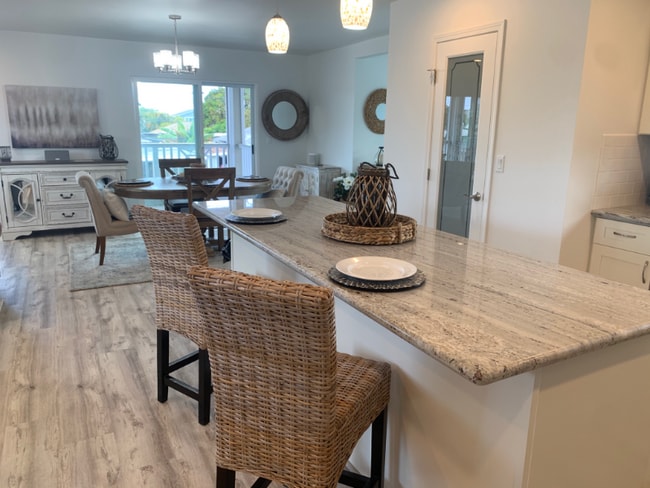 Photo - 451 Lanae Way