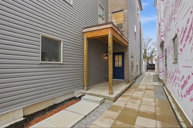 Photo - 412 St Clair Ave