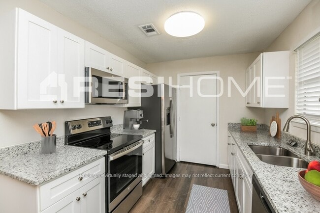 Photo - 623 Allencrest Dr
