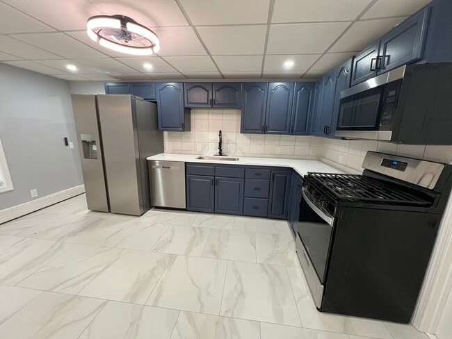 Photo - 452 Salem St