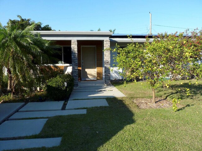 Photo - 1433 SE 5th Ct