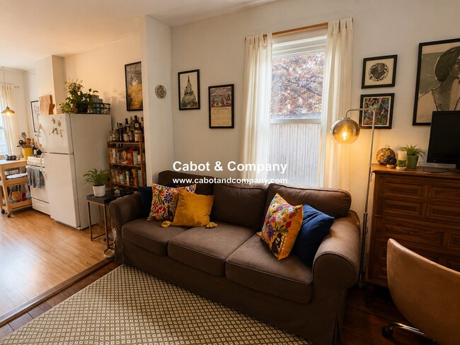 Photo - 24 Mead St