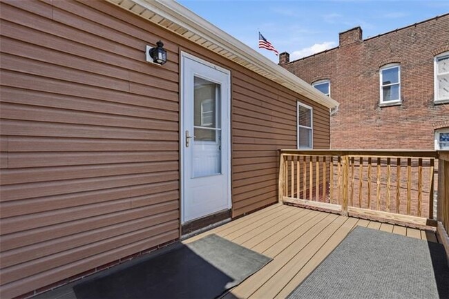 Photo - 342 Butler St