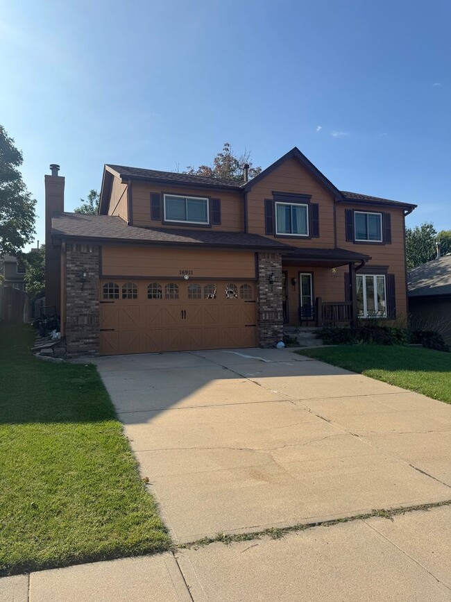 Photo - Spacious 4-Bed Lake Shore Two-Story with F...