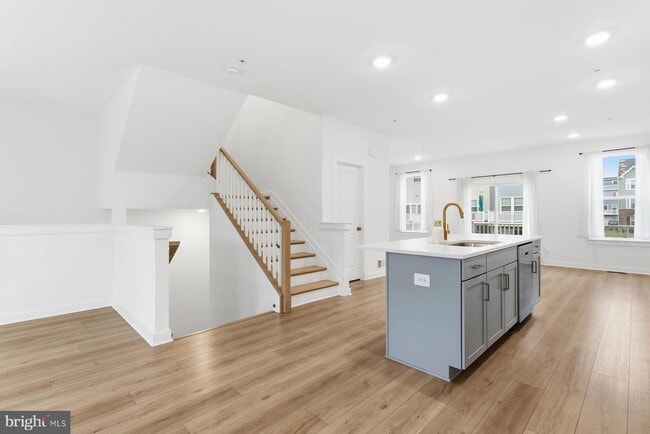 Photo - 614 Glenn Lk Dr