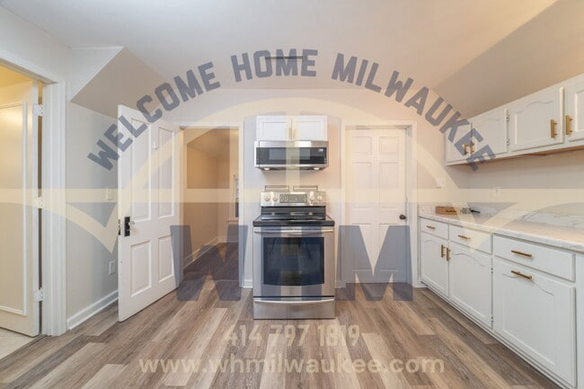 Photo - N90w16736 Roosevelt Dr