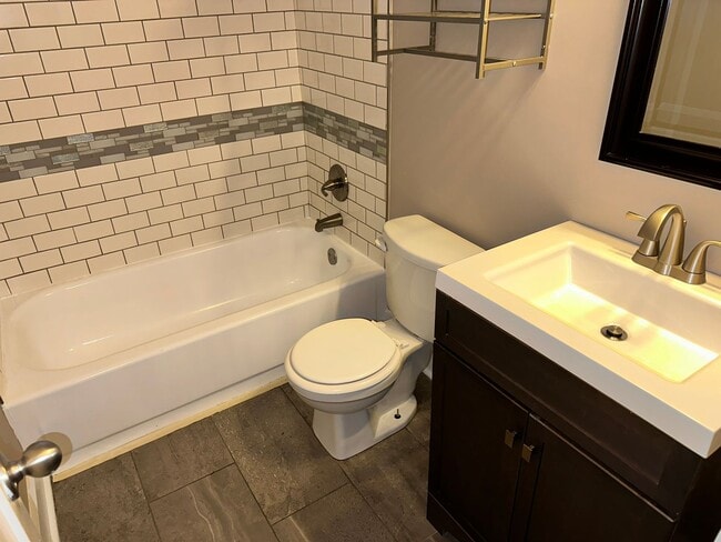 Photo - Beautiful 2 Bedroom Belmont Bungalow