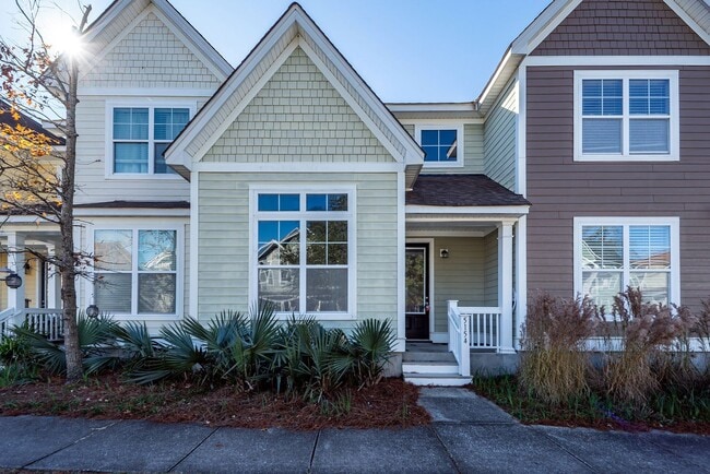 Building Photo - 3 Bedroom, 2.5 Bathroom Townhome in Oak Terrace Preserve - Park Circle