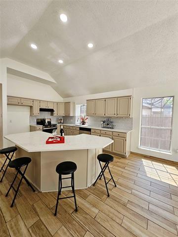 Photo - 7413 Eastern Dr