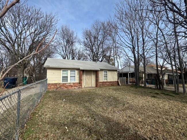 Photo - 2517 SW 42nd St