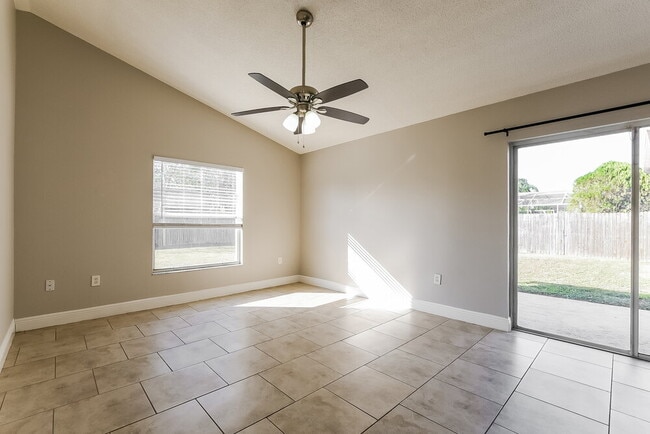 Photo - 4210 Red Bird Ave