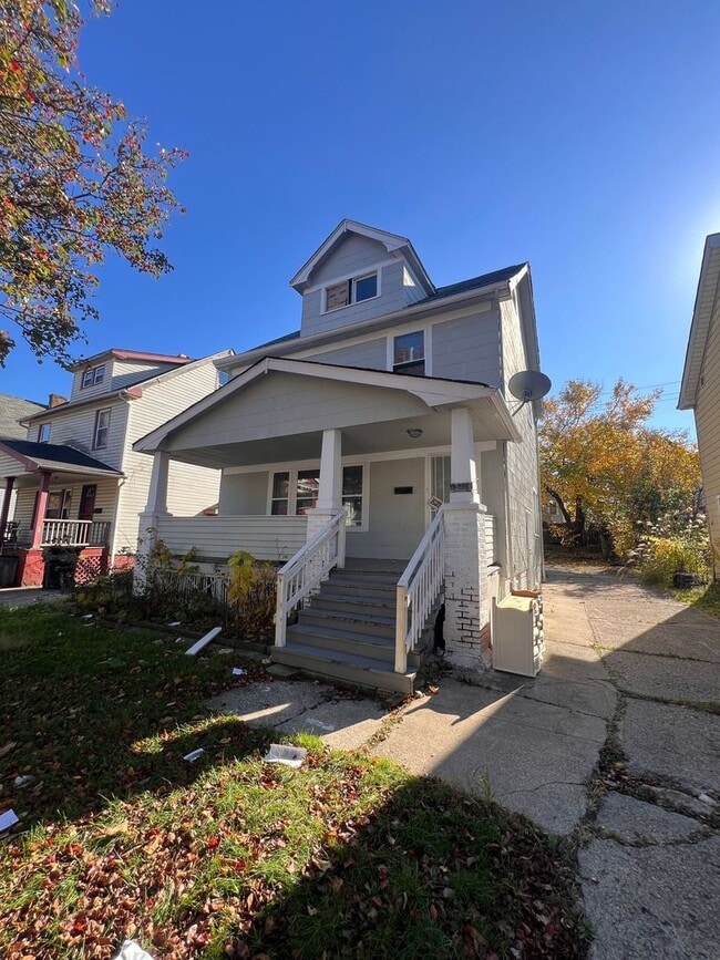 4 bedroom - 4 bedroom House