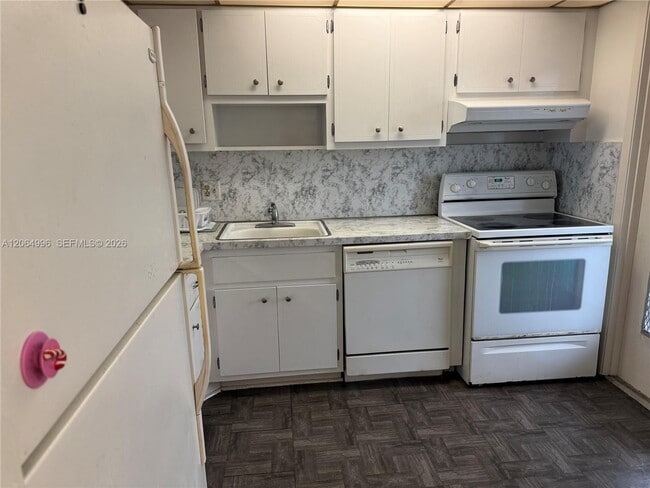 Photo - 950 Hillcrest Dr Unidad 411