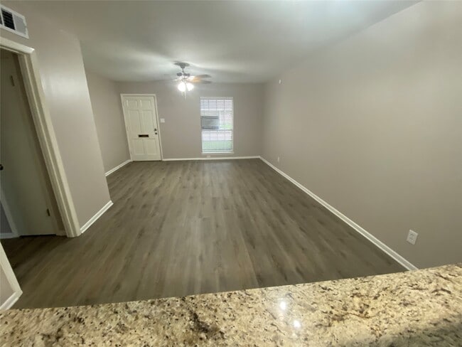 Photo - 10122 Shadow Wood Dr Unit 12