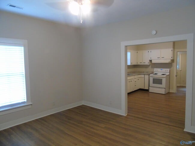 802 Beirne Ave NE