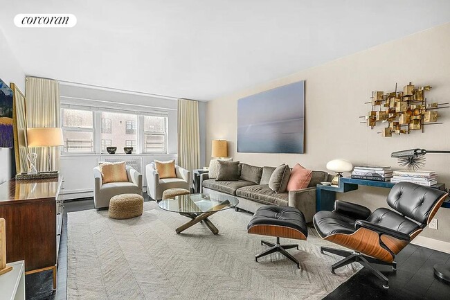 Photo - 446 East 86th St Condominio