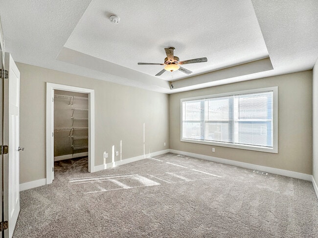 Photo - 1404 Primrose Ln