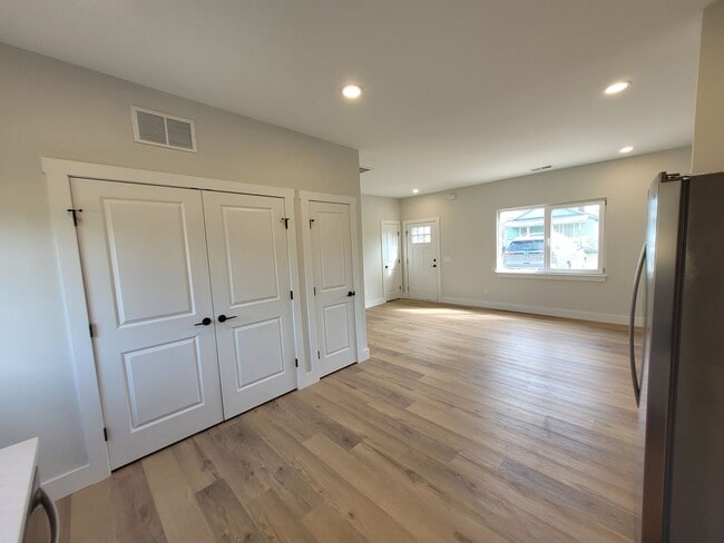 Photo - 1214 Pearl St Unidad B