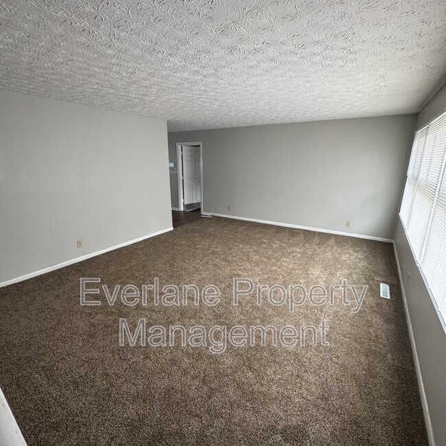 Photo - 4030 N Catherwood Ave