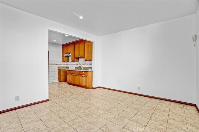 Photo - 313 N Hicks Ave