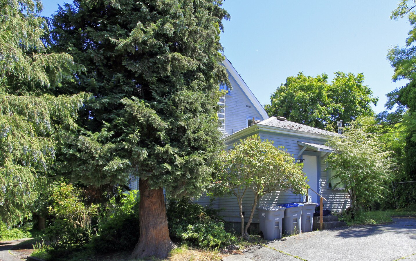 Photo - 3512 Grand Ave