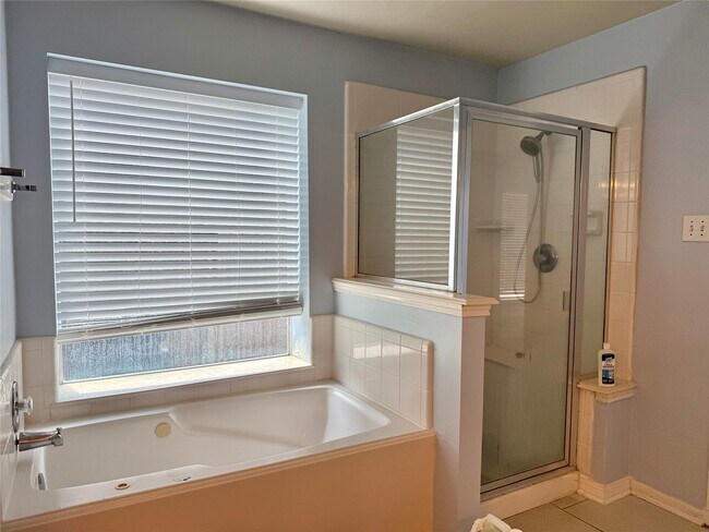 Photo - 14802 Bellflora Ct