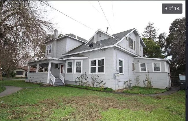 Photo - 309 N Adams St