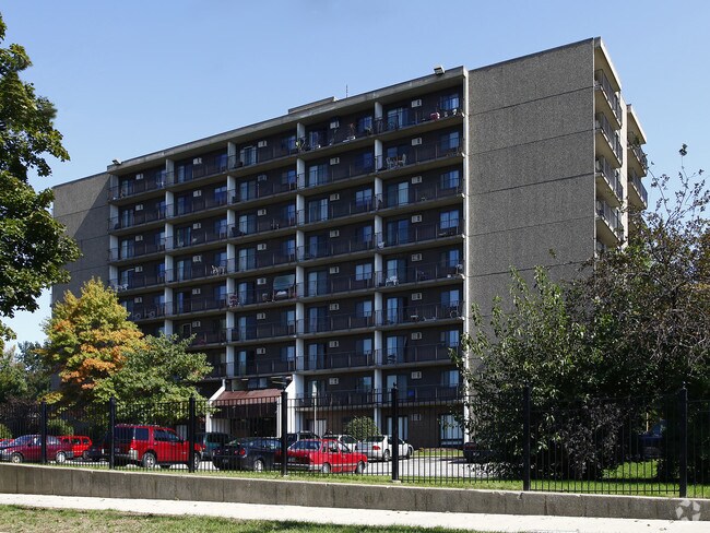Photo - Kingsbury Towers Apartments