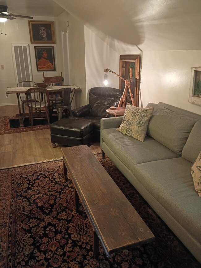 Photo - 1055 Pine St Unit Vintage apartment