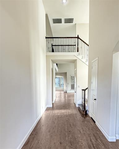 Photo - 4428 Saukenuk Ln