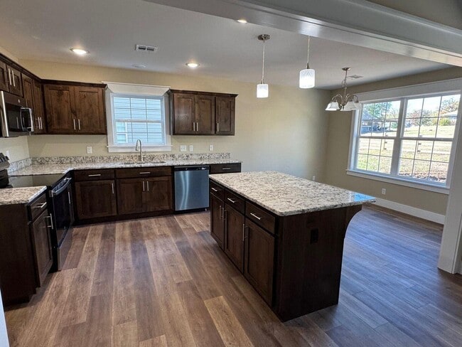 Photo - 2516 S Schifferdecker Ave