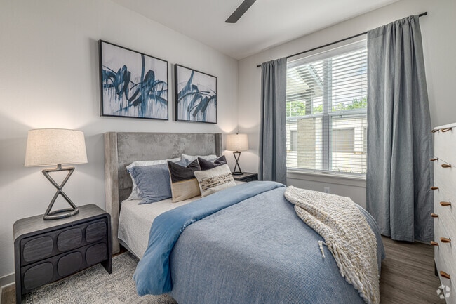 2BR, 2BA - 1,086SF - Second Bedroom