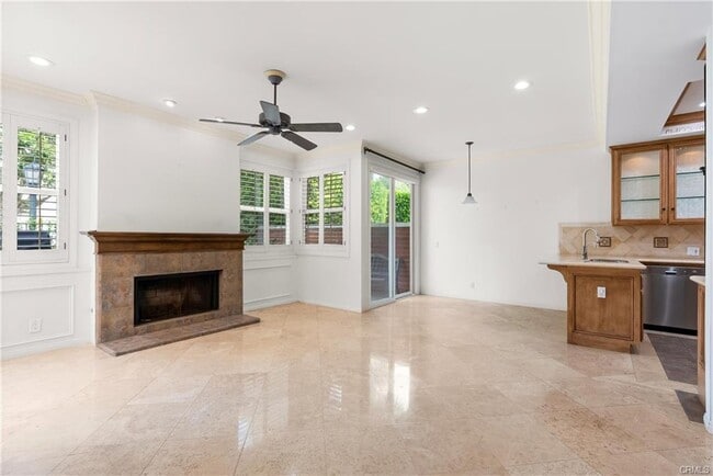 Photo - 6121 Greenbrier Dr