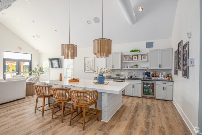 Clubhouse - College Park Apartments and Rental Homes