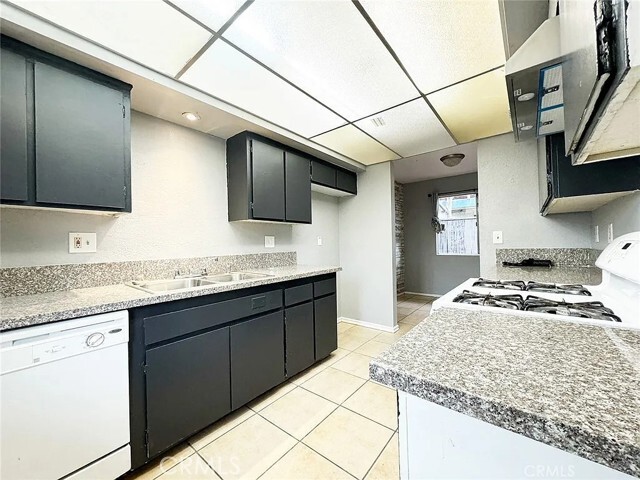 Photo - 16770 San Bernardino Ave