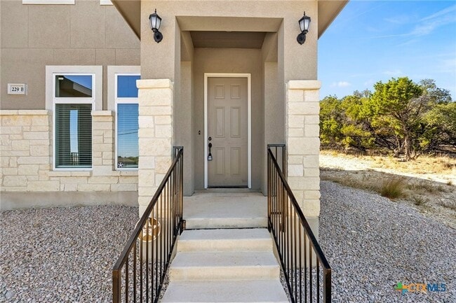 Photo - 229 High Dr
