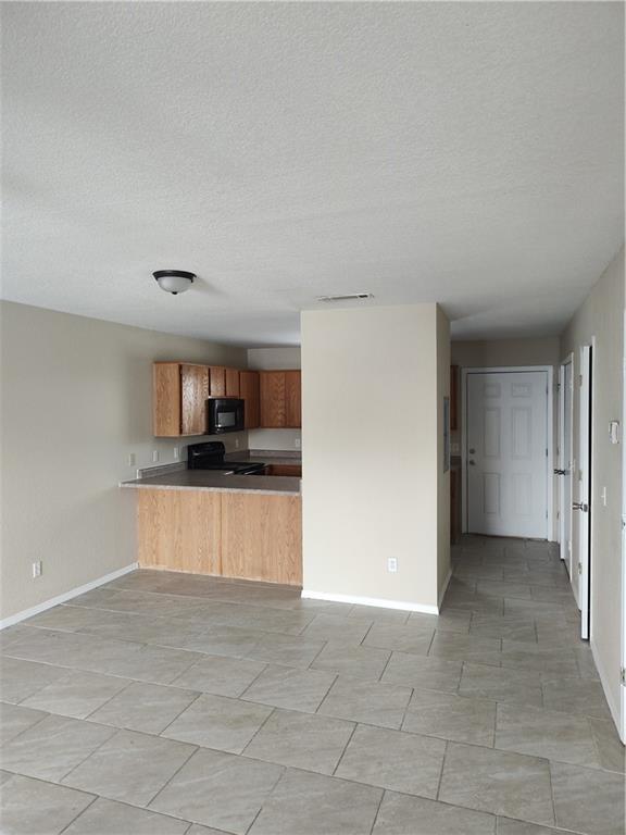 Photo - 9 W Rainsong St