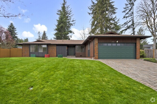 Building Photo - 4Bd/2Ba Renton House