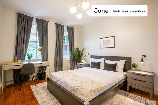 Building Photo - Room in Shared 5 bed/2 bath home Unit B