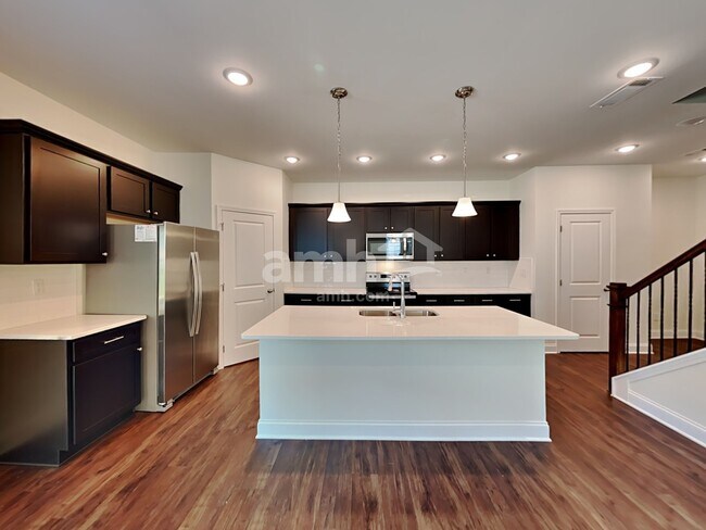 Photo - 5222 Blue Mountain Dr