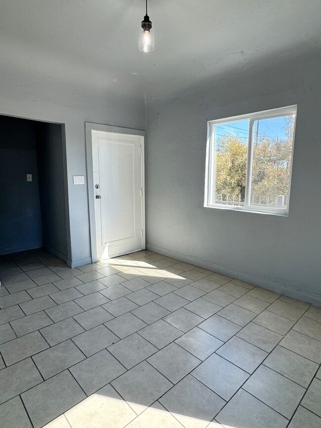 Photo - 4151 Dorsey St Unidad 4153 Dorsey