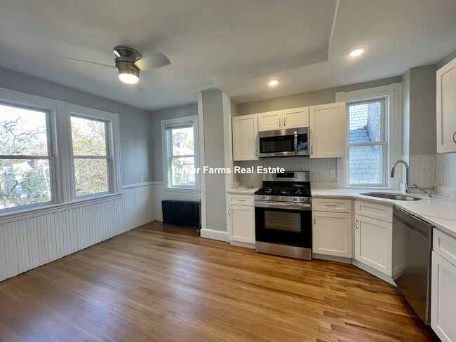 Photo - 69 Brook St Apartments Unit 3R
