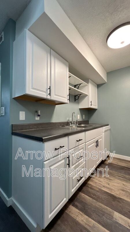Photo - 3405 Holdrege St Unit 307