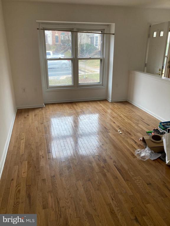 Building Photo - 14193 Royal Oak Ln