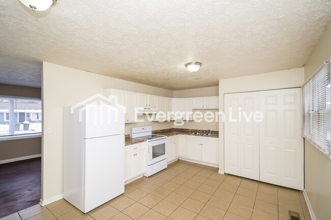 Photo - 8724 Montery Rd