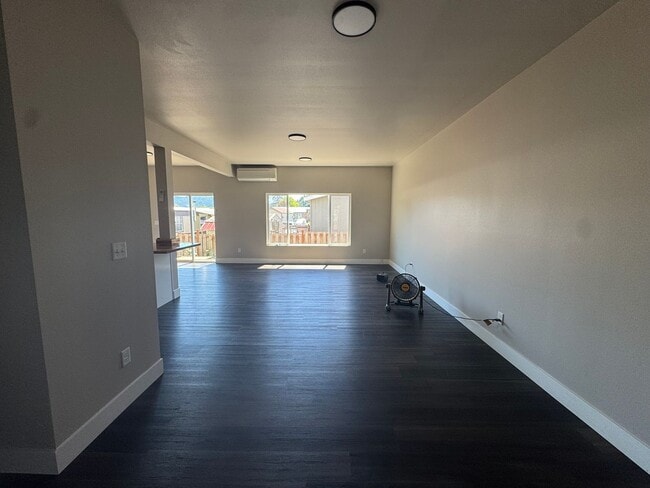 Photo - Modern 3 bedroom townhouse