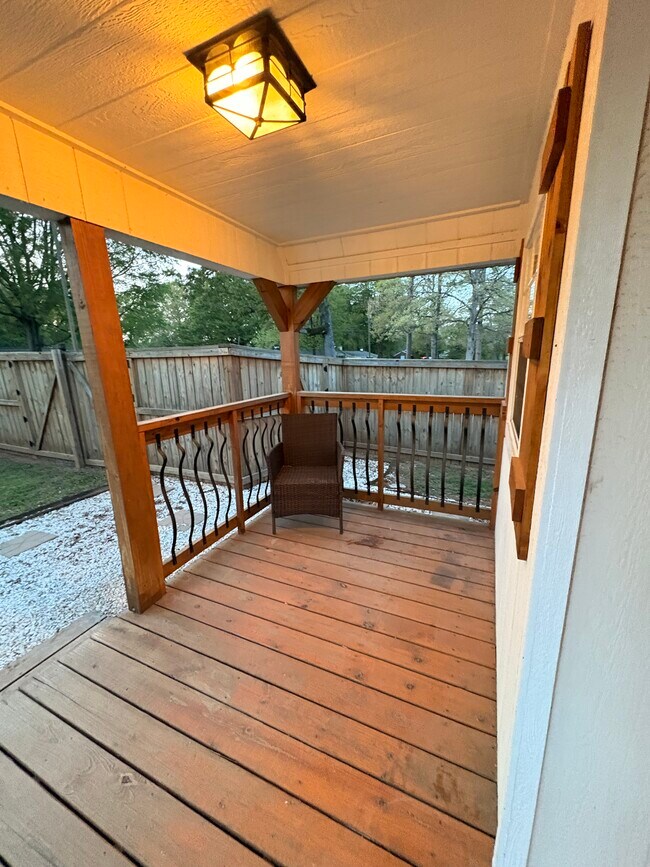 Photo - Private 1-Bedroom Cottage