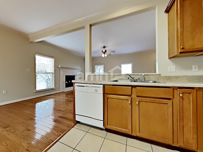 Photo - 1523 Bailey Park Ln